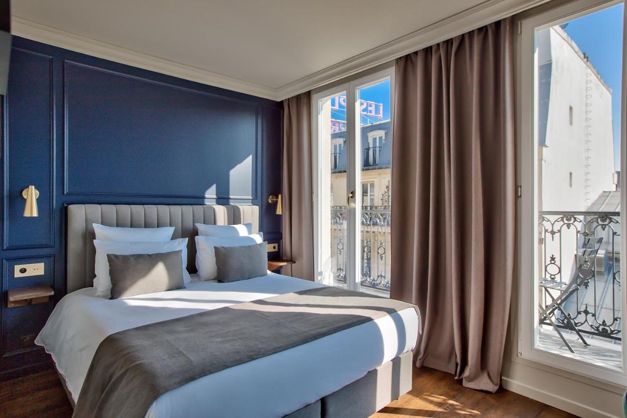 Queen Room with Balcony