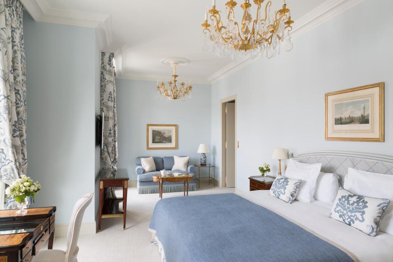 Junior Suite with Skyline View