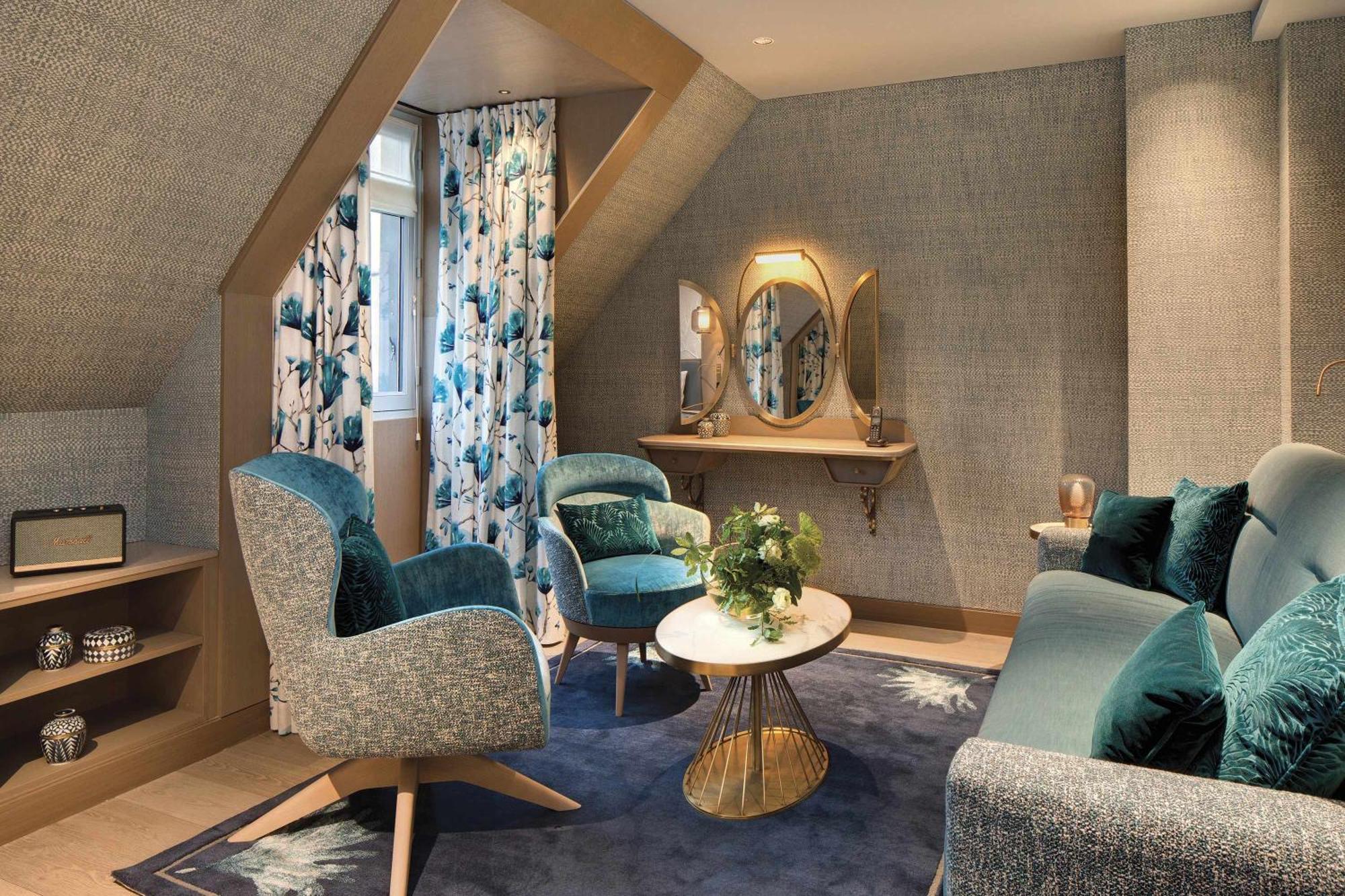Deluxe Junior Suite