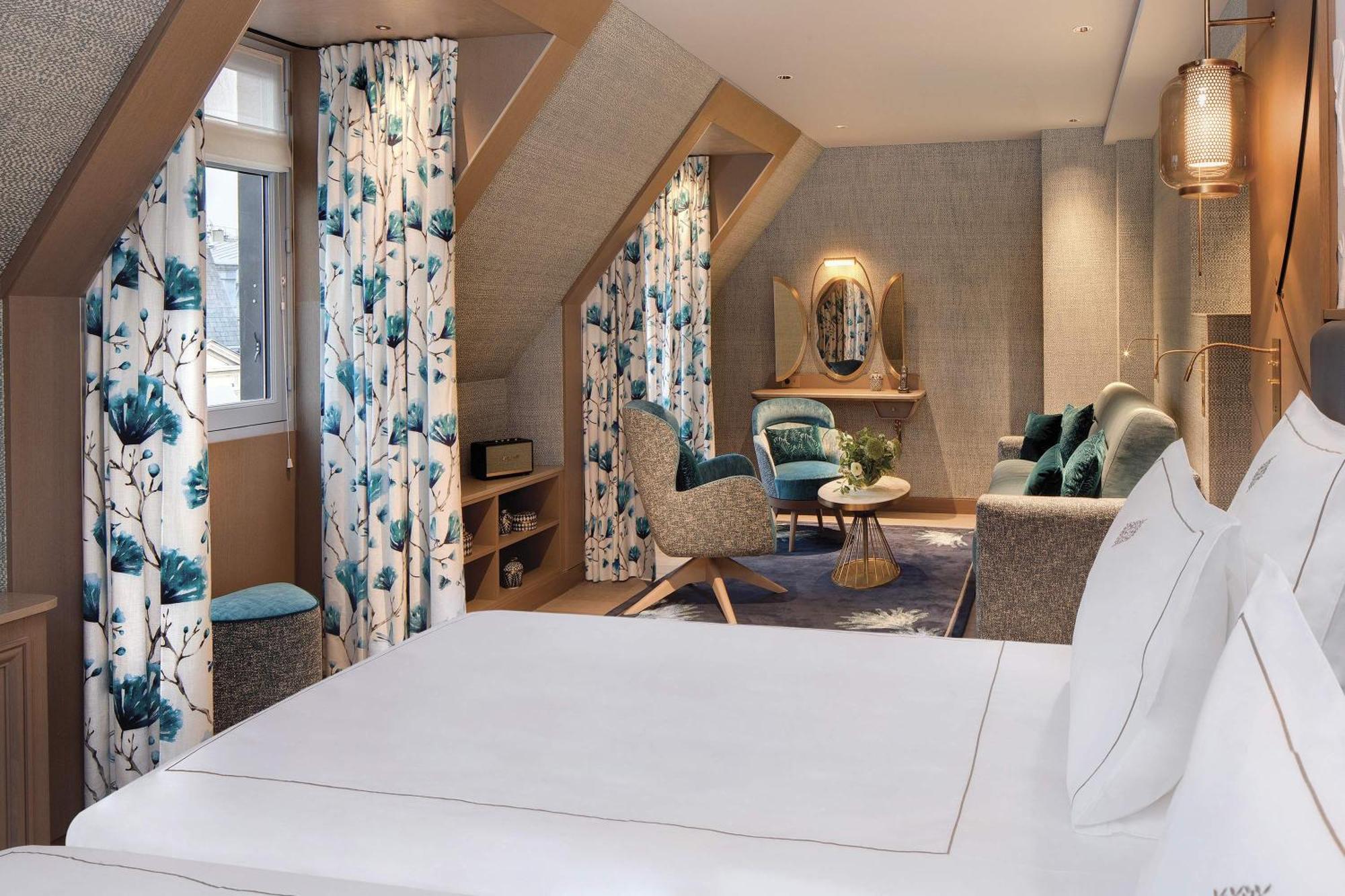 Deluxe Junior Suite