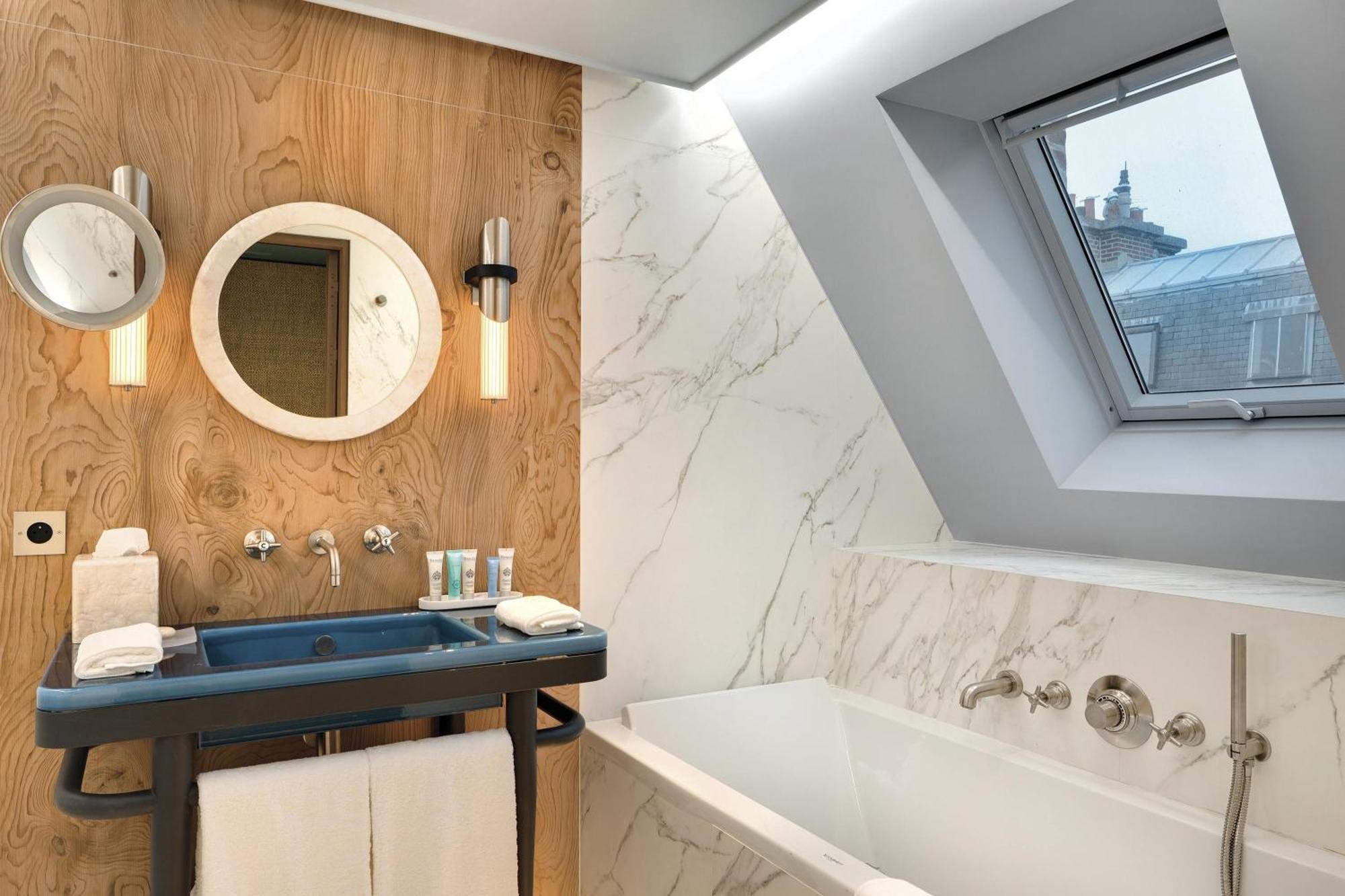Deluxe Junior Suite