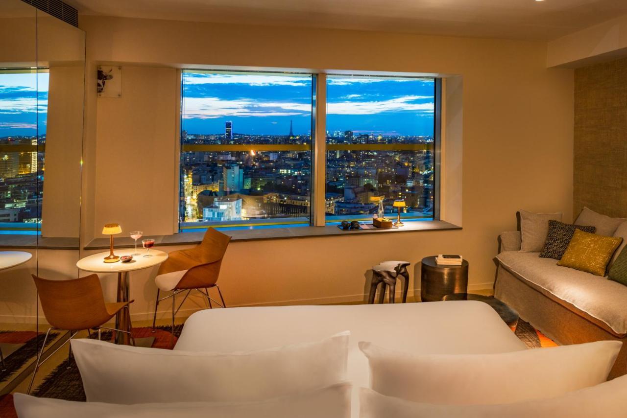 Junior King Suite with City and Eiffel Tower View View,1708342485:JPEG