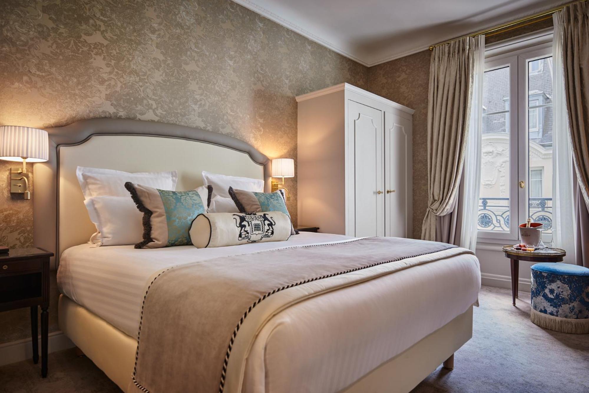 Deluxe Room,1602948211:JPEG