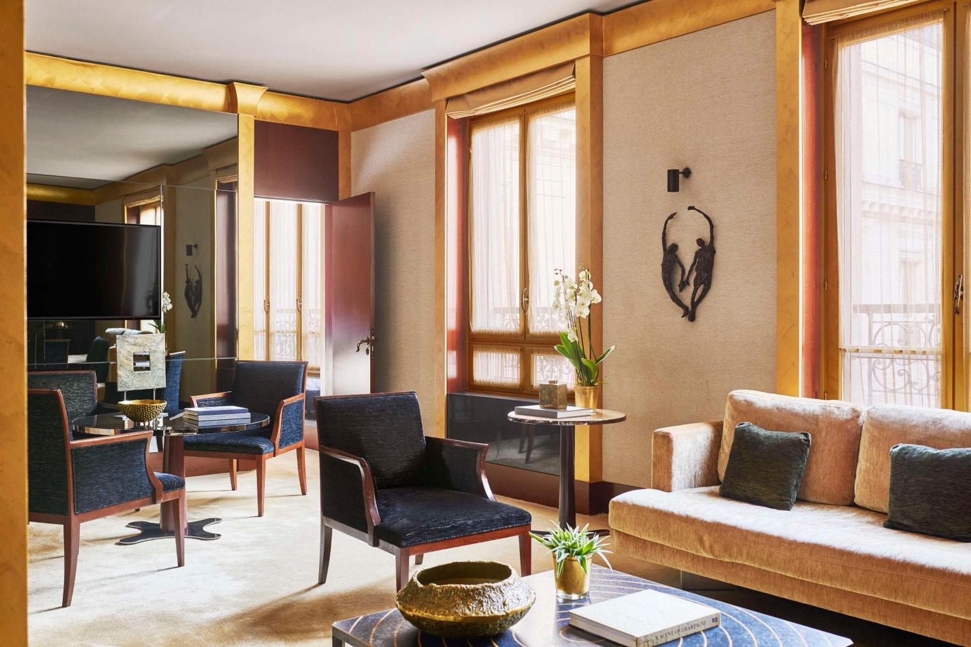 Diplomatic Suite