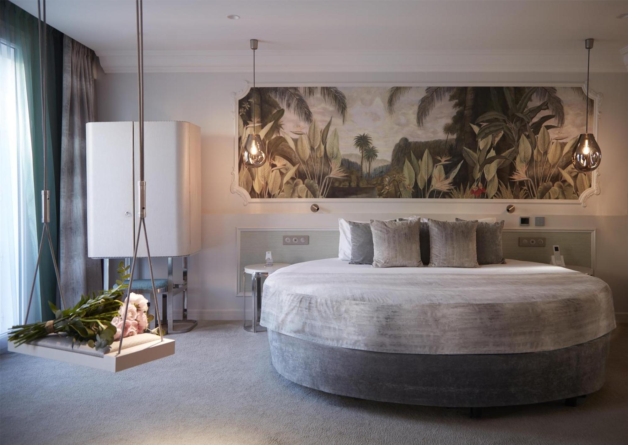 Luxury Room – Extravagant Jacuzzi Balcony