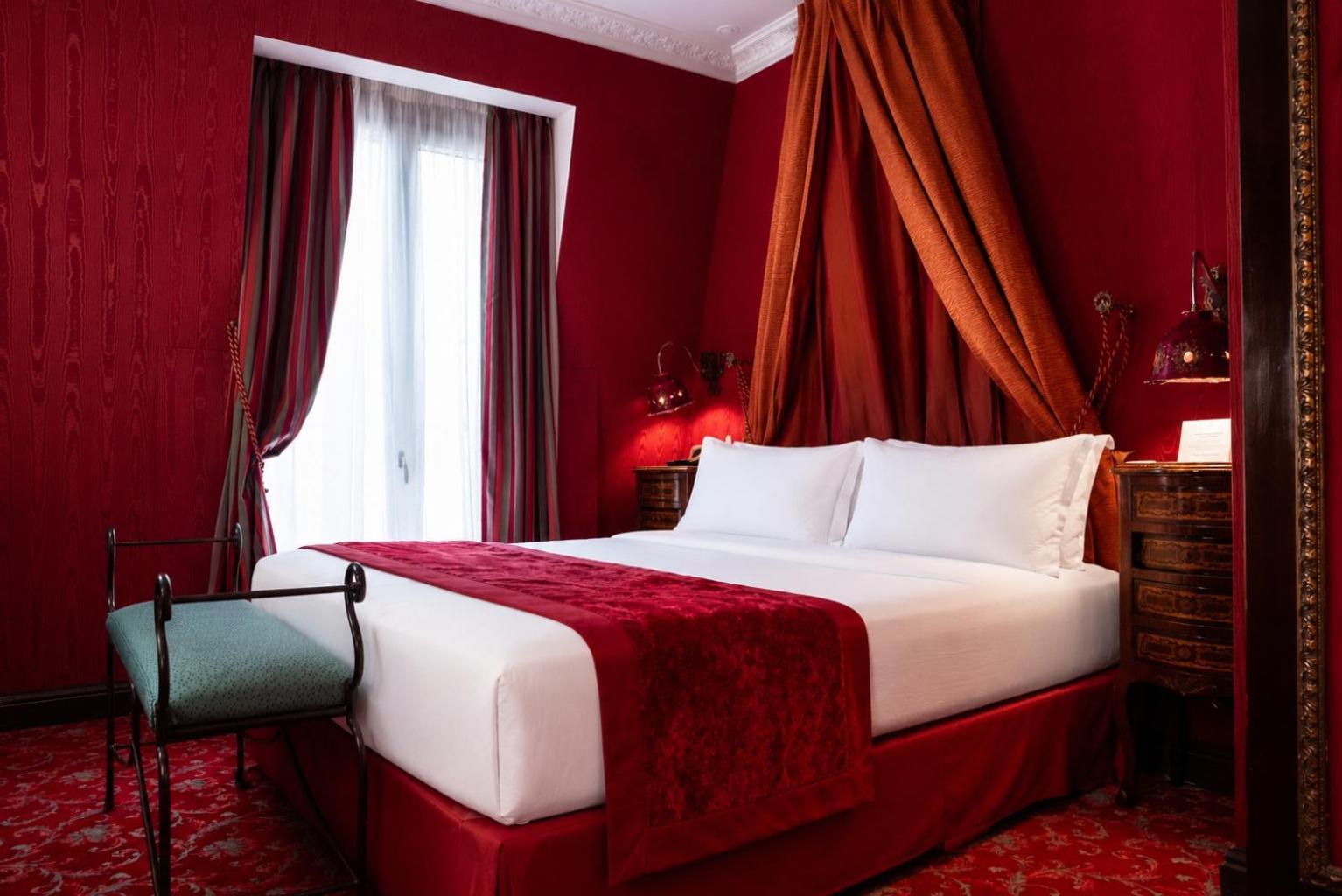 Classic Double Room
