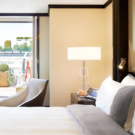 The Peninsula Paris-3